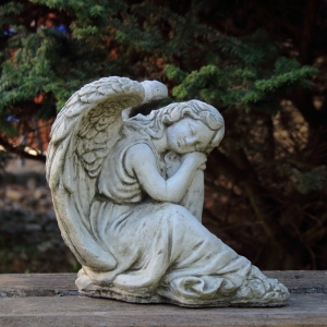 Dekorace na hrob anděl Gabriel