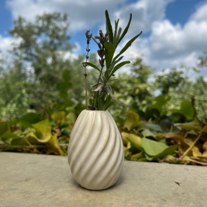 Vázička na slaměnku 5,3 x 7,3 x 5,3 cm