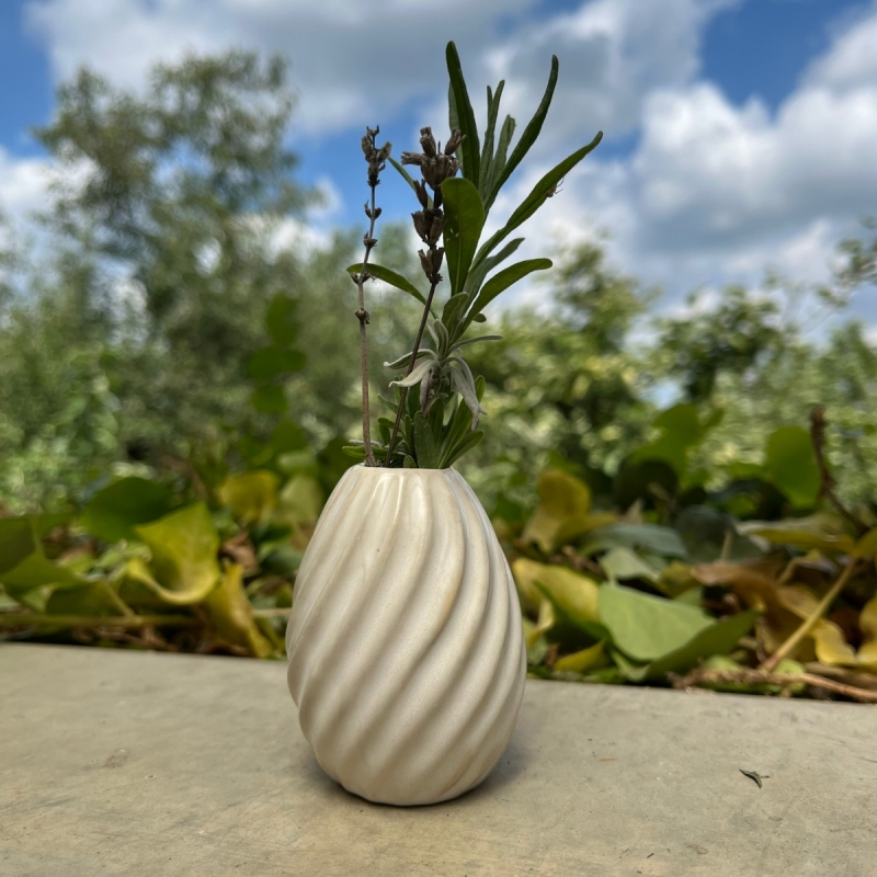 Vázička na slaměnku 5,3 x 7,3 x 5,3 cm